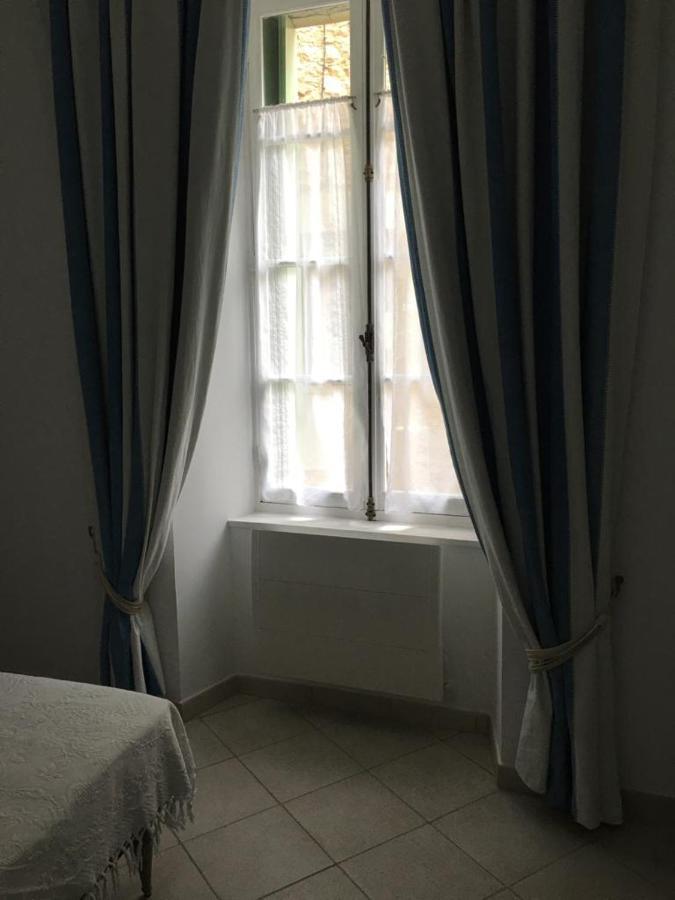 La Maison De Leontine La Liviniere ภายนอก รูปภาพ